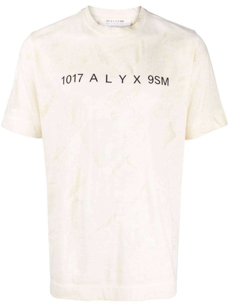 1017 ALYX 9SM logo-print detail T-shirt - Neutrals von 1017 ALYX 9SM