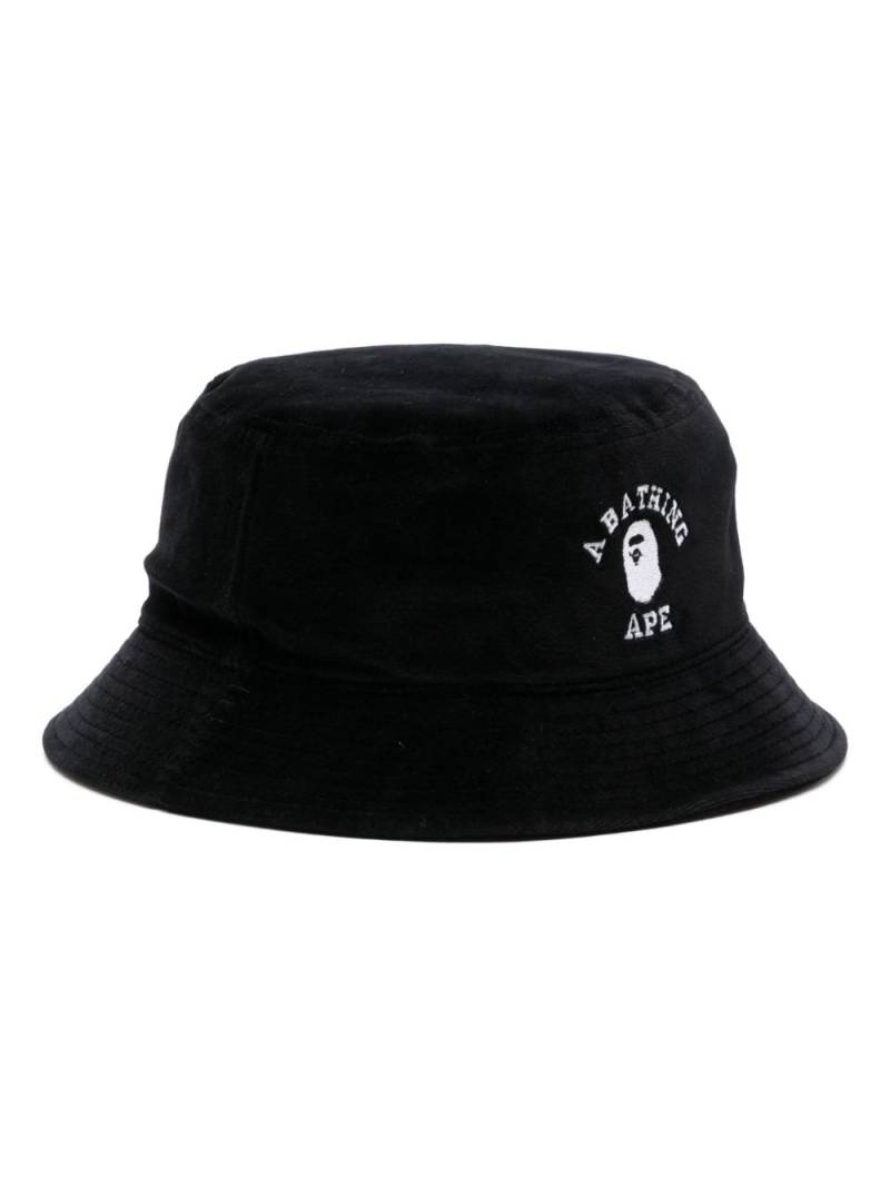 A BATHING APE® One Point bucket hat - Black von A BATHING APE®