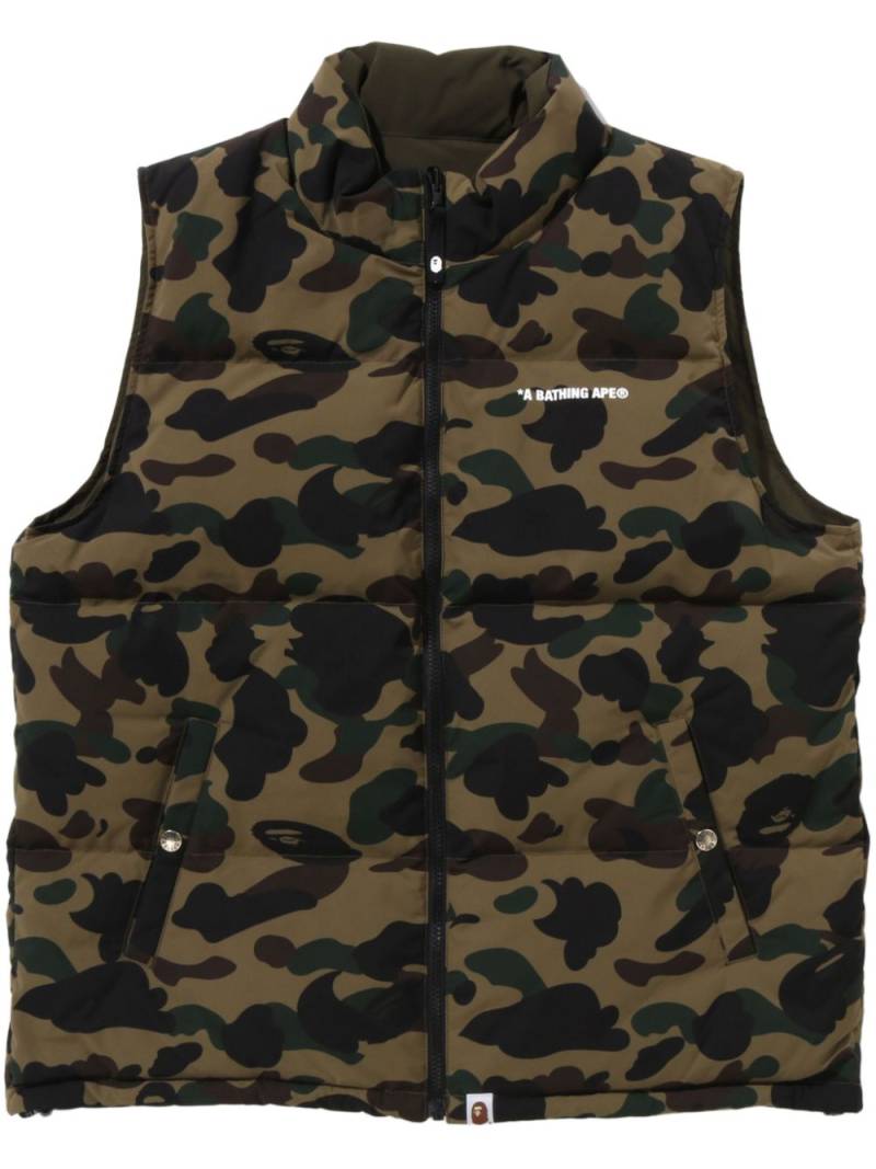 A BATHING APE® reversible padded gillet - Green von A BATHING APE®