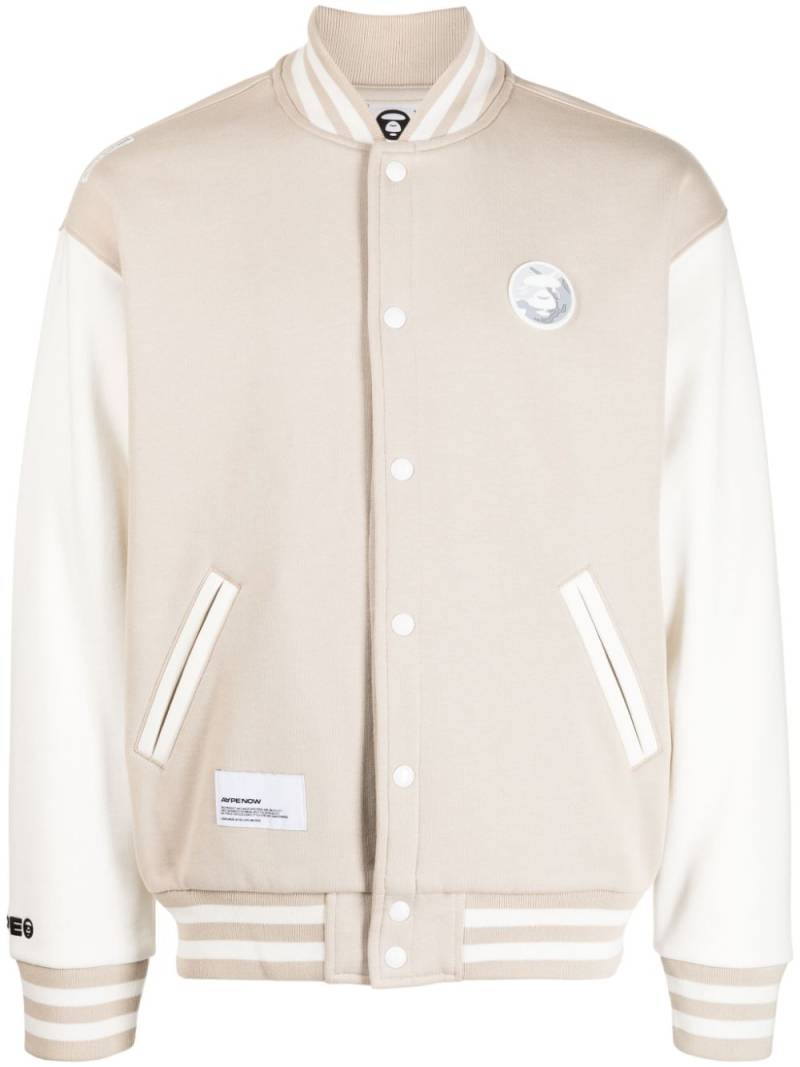 AAPE BY *A BATHING APE® Varsity logo-patch bomber jacket - Neutrals von AAPE BY *A BATHING APE®