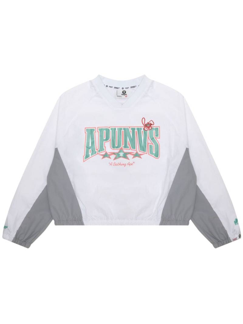 AAPE BY *A BATHING APE® graphic-print V-neck sweatshirt - White von AAPE BY *A BATHING APE®