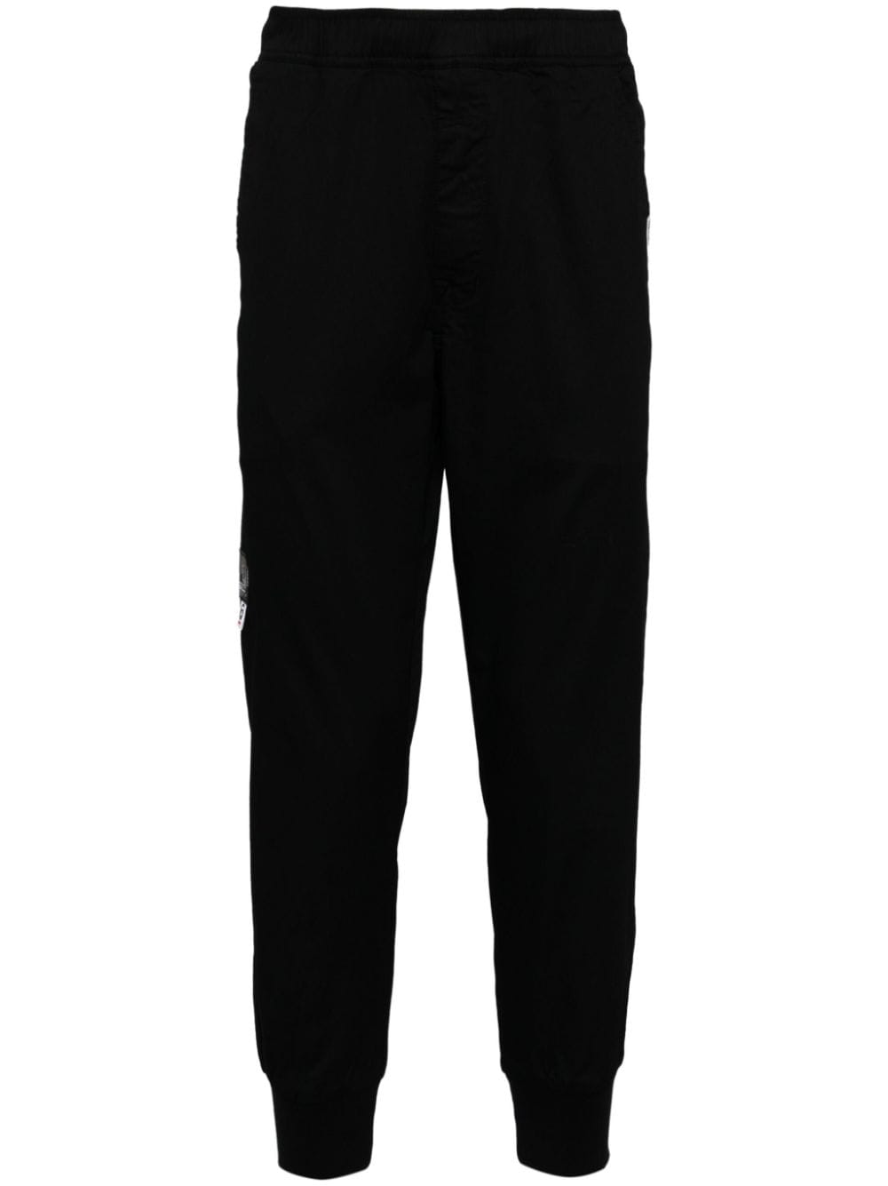 AAPE BY *A BATHING APE® logo-patch chino trousers - Black von AAPE BY *A BATHING APE®