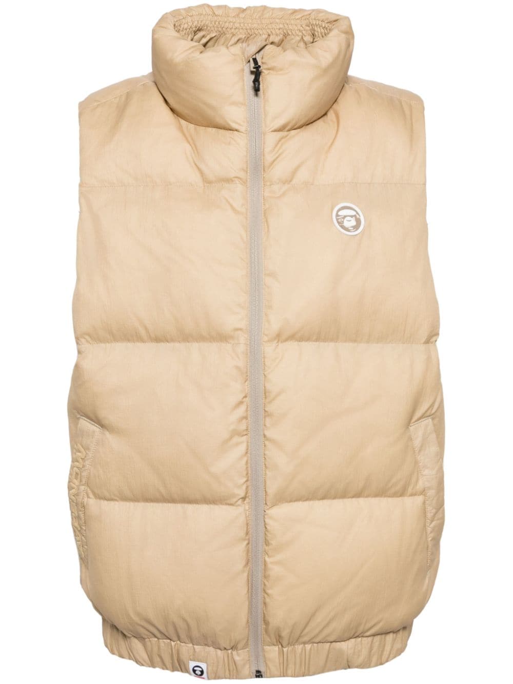 AAPE BY *A BATHING APE® logo-patch down vest - Brown von AAPE BY *A BATHING APE®