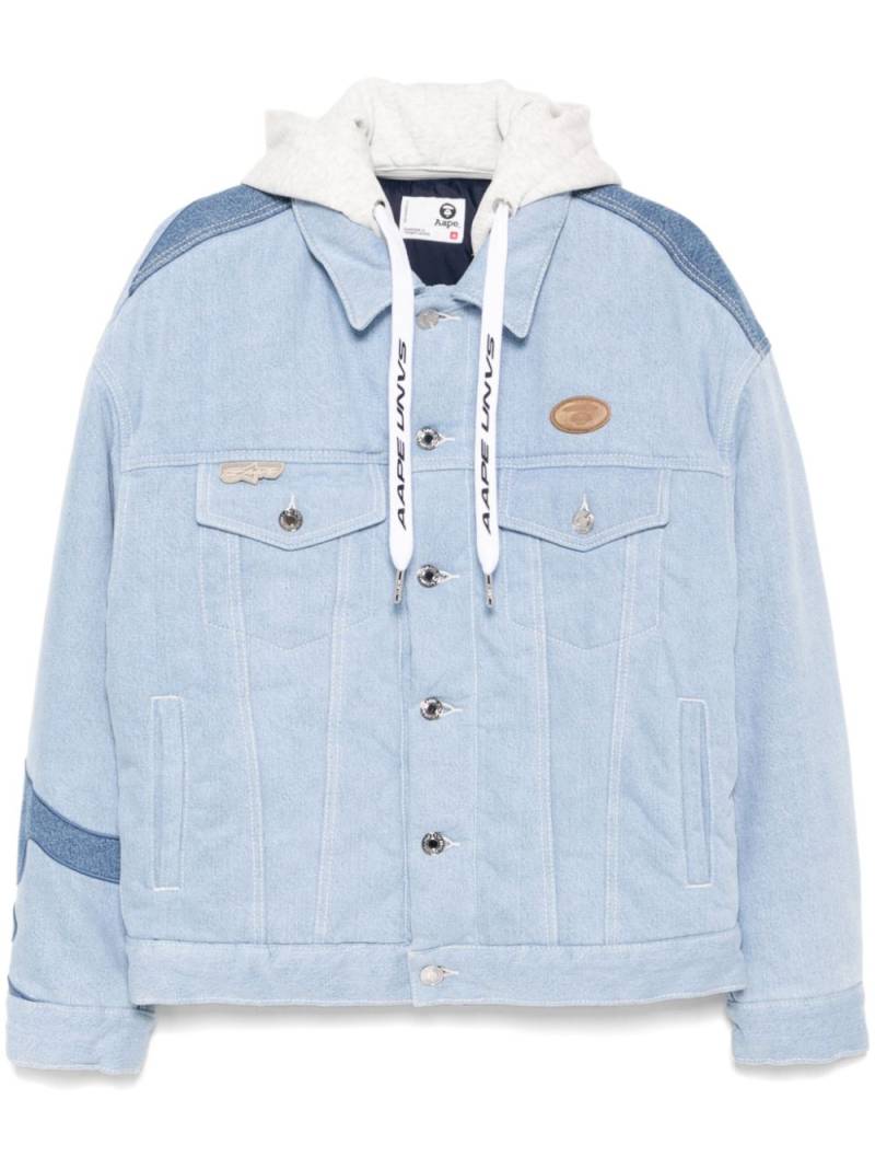 AAPE BY *A BATHING APE® logo patched denim jacket - Blue von AAPE BY *A BATHING APE®