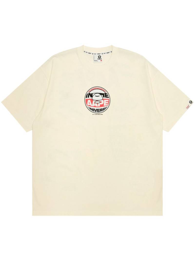 AAPE BY *A BATHING APE® logo-print T-shirt - Neutrals von AAPE BY *A BATHING APE®