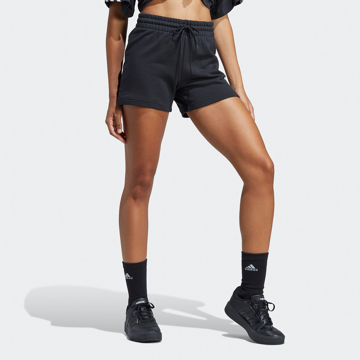 Shorts Essentials Linear French Terry von ADIDAS SPORTSWEAR