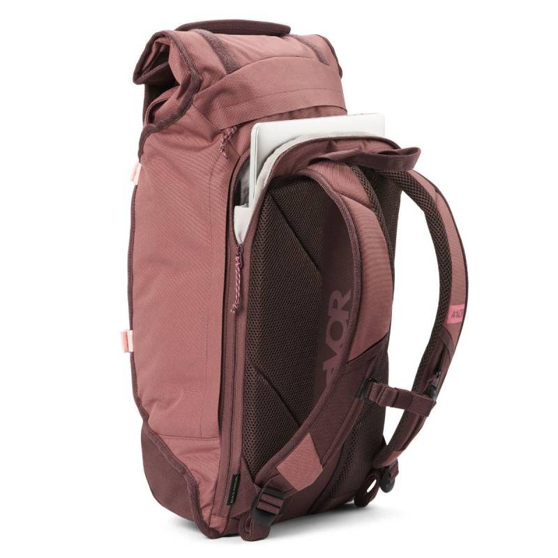 Trip Pack Raw Ruby - Rucksack Herren  ONE SIZE von AEVOR