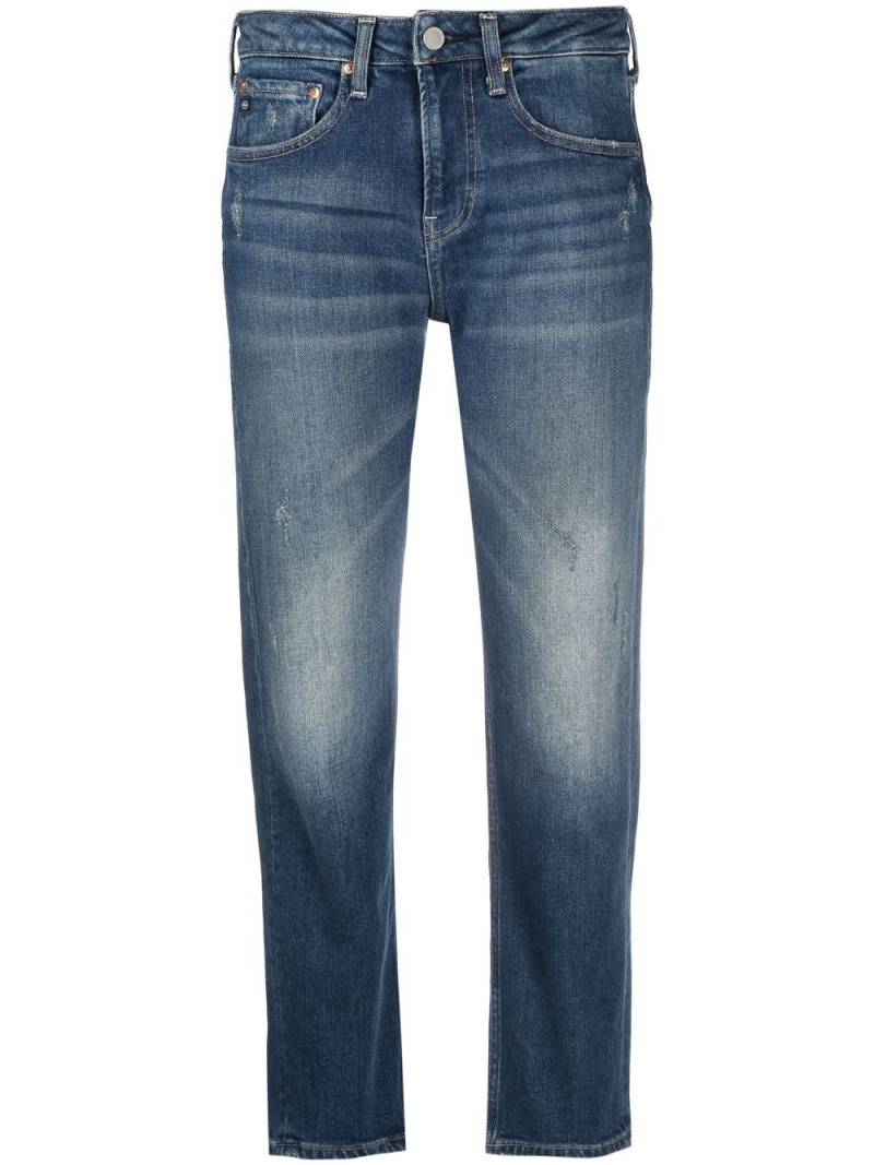 AG Jeans Girlfriend cropped jeans - Blue von AG Jeans