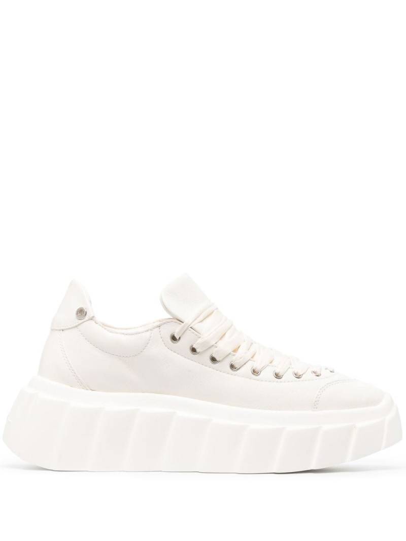 AGL Blondie lace-up sneakers - Neutrals von AGL