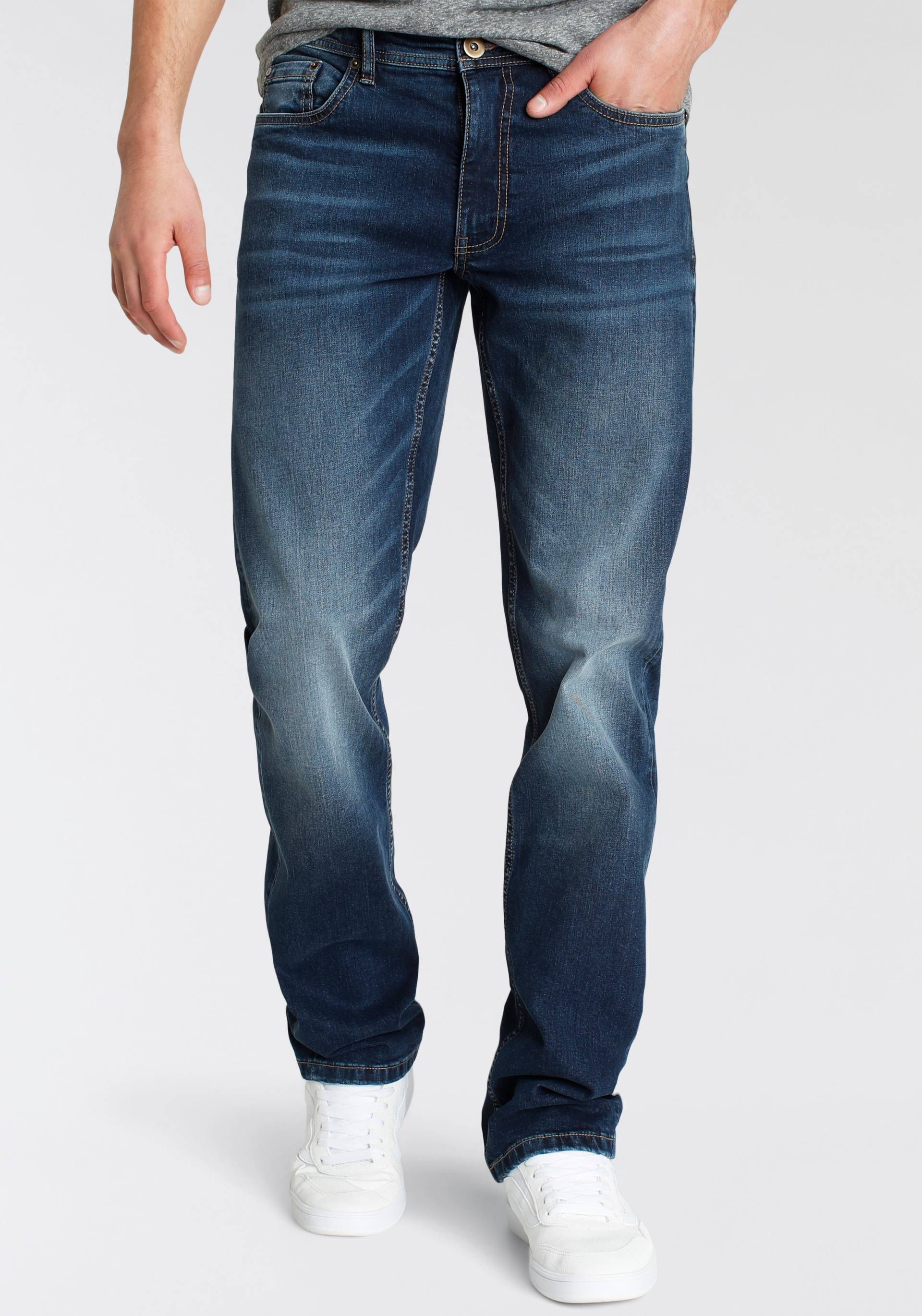 AJC Straight-Jeans, gerade geschnitten, Used-Look-Waschung, niedrige Leibhöhe von AJC