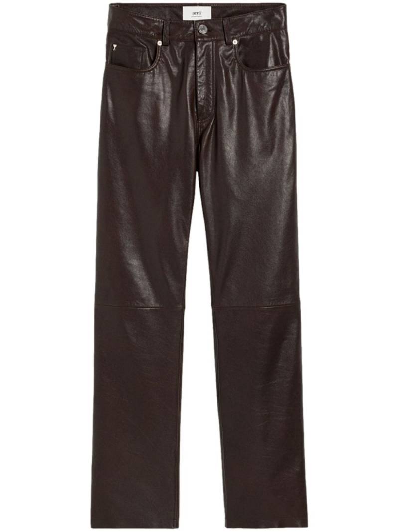 AMI Paris logo-patch leather trousers - Brown von AMI Paris