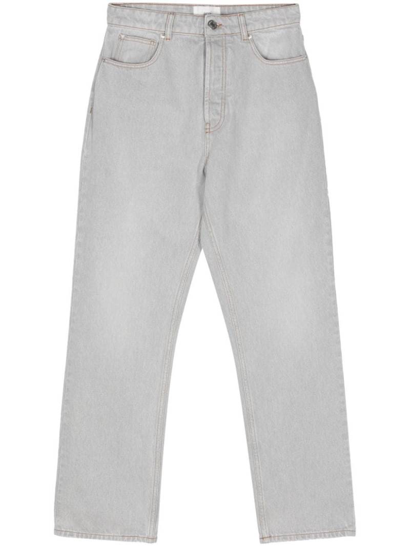 AMI Paris logo-patch tapered jeans - Grey von AMI Paris