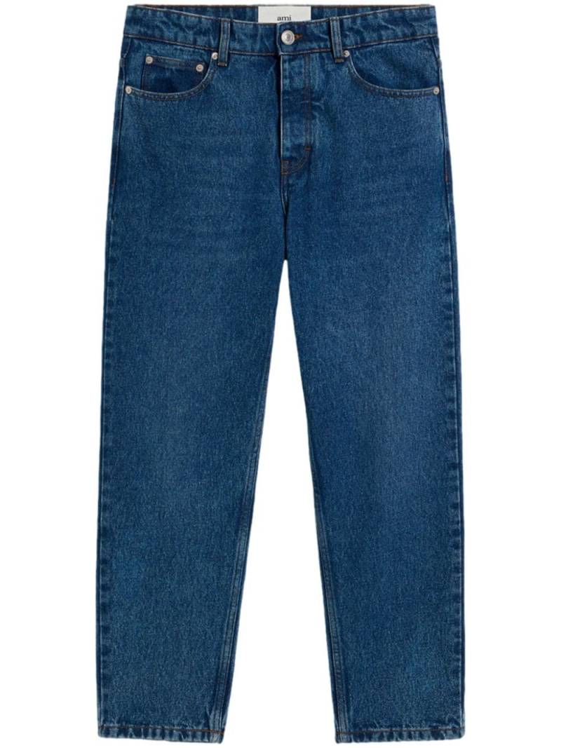 AMI Paris logo-patch tapered jeans - Blue von AMI Paris