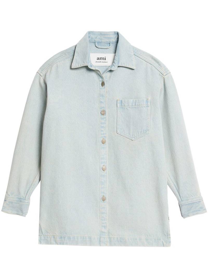 AMI Paris logo-print denim overshirt - Blue von AMI Paris