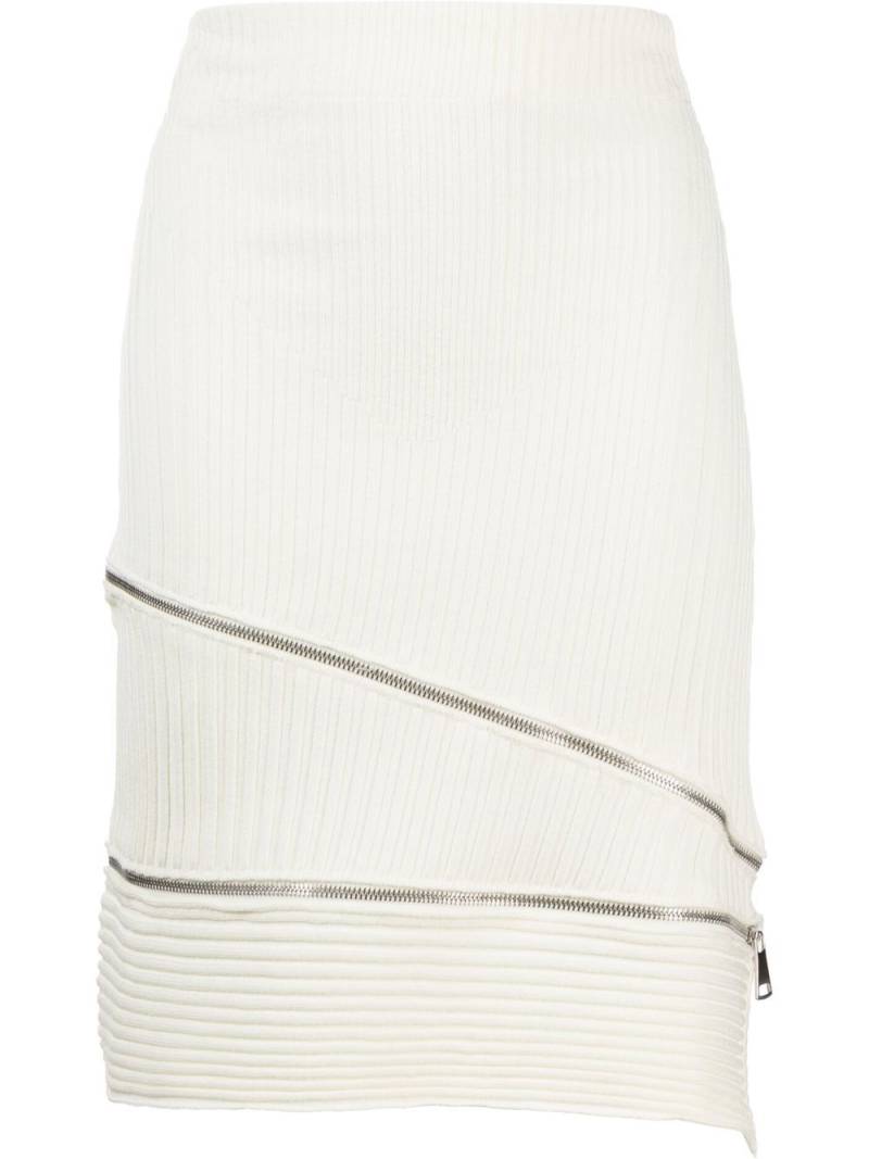 ANDREĀDAMO ribbed asymmetric midi skirt - White von ANDREĀDAMO