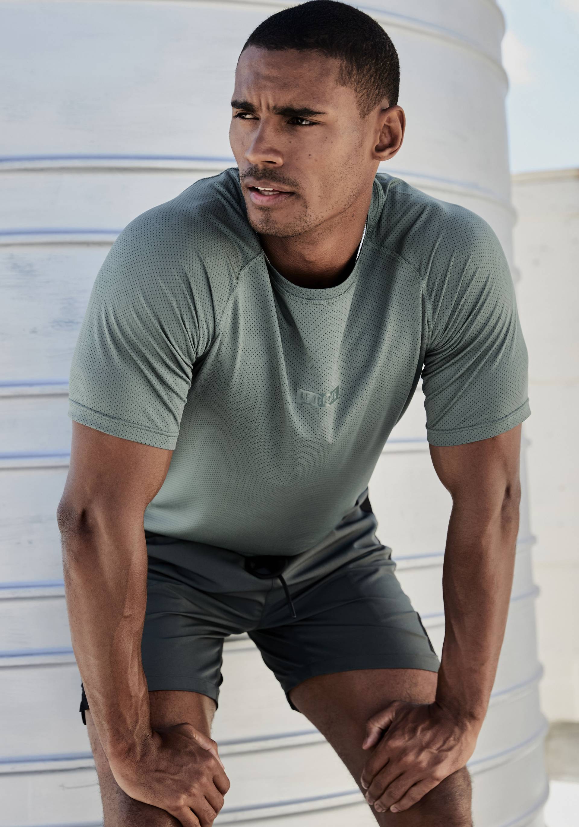 le jogger® T-Shirt, elastisches Shirt mit Logodruck le jogger® T-Shirt, elastisches Shirt mit Logodruck von le jogger®