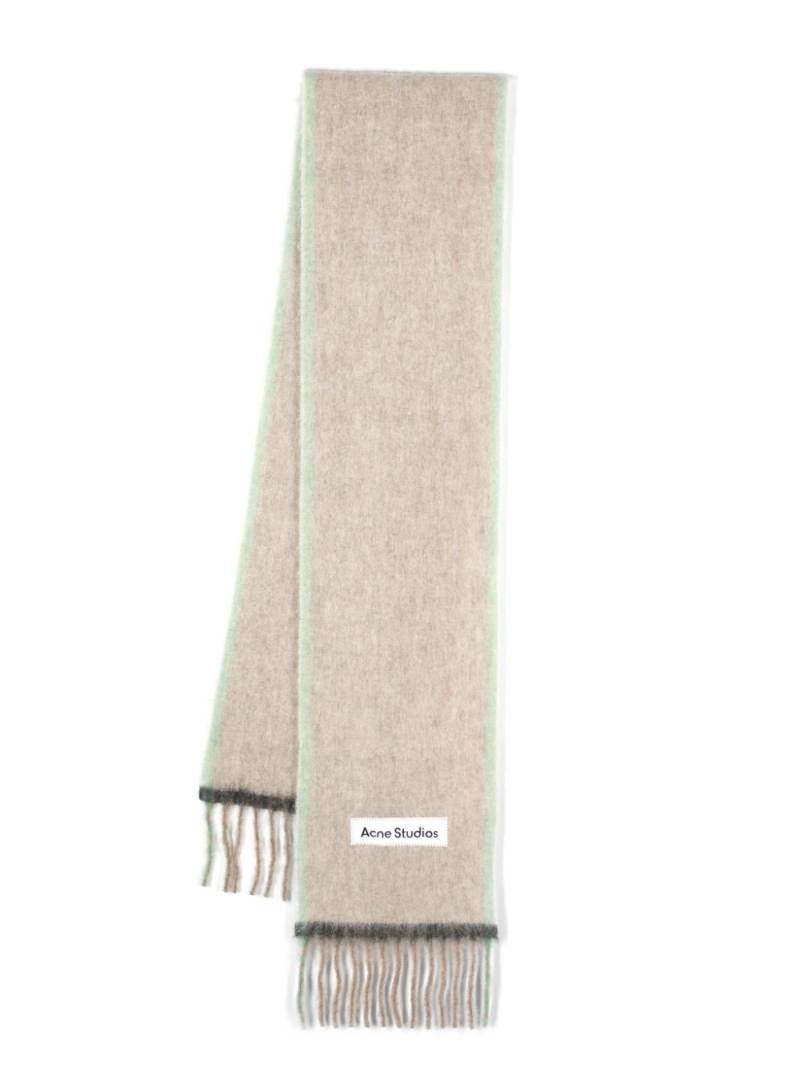 Acne Studios logo-appliqué fringed scarf - Neutrals von Acne Studios