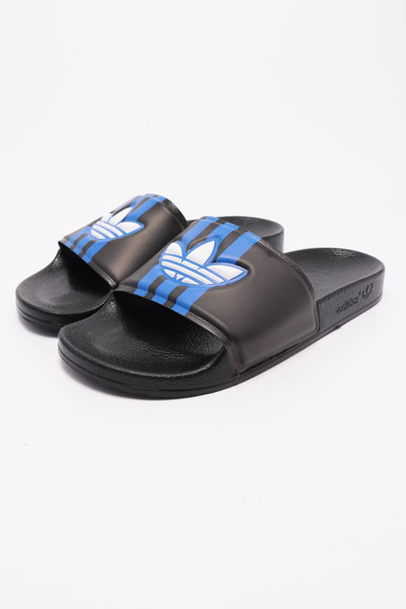 Adidas Originals Adilette Pantoletten | Core Black + Blue + Cloud White | Herren  | EU44 1/2 von Adidas Originals