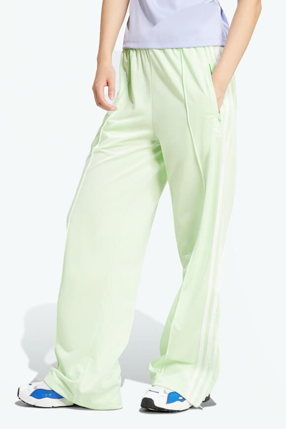 Adidas Originals Firebird Trainingshose | Semi Green Spark | Damen | L Adidas Originals Firebird Trainingshose | Semi Green Spark | Damen | L von Adidas Originals