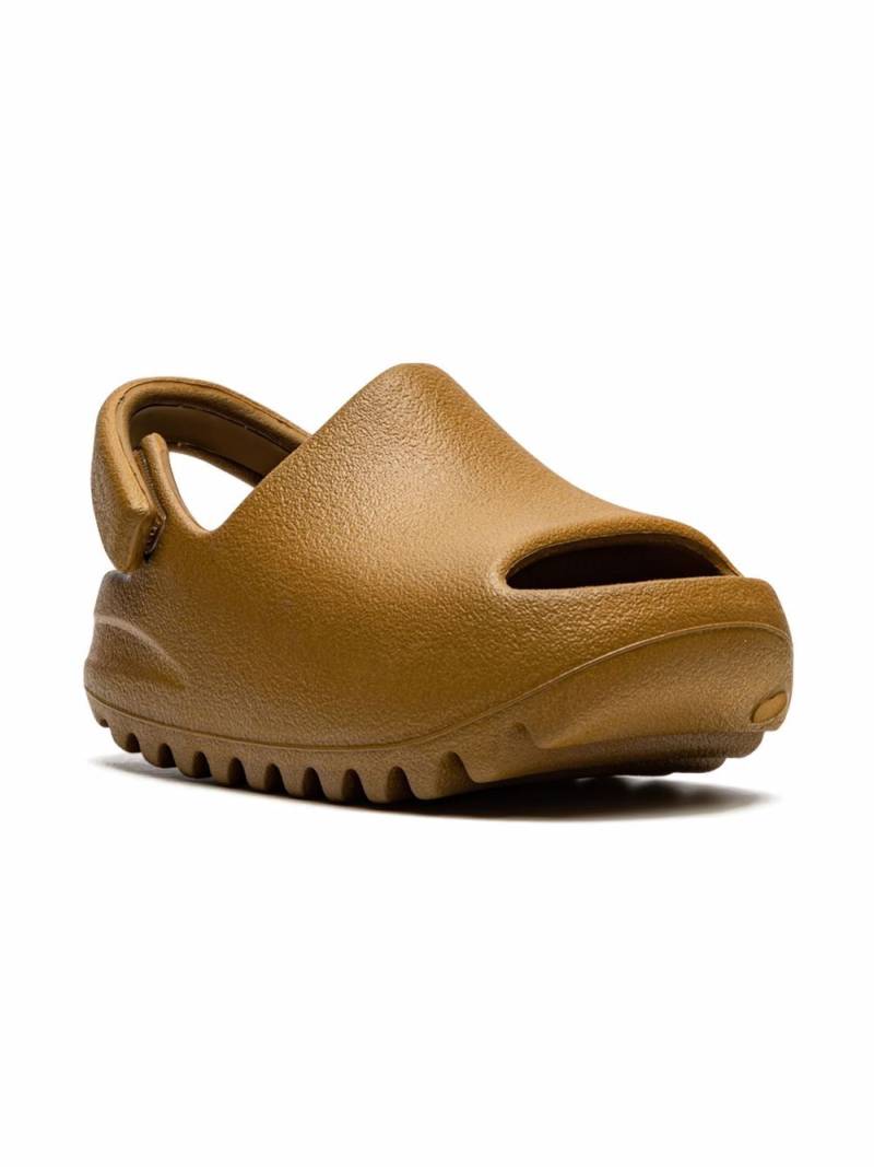 Adidas Yeezy Kids Yeezy "Ochre" clogs - Brown von Adidas Yeezy Kids