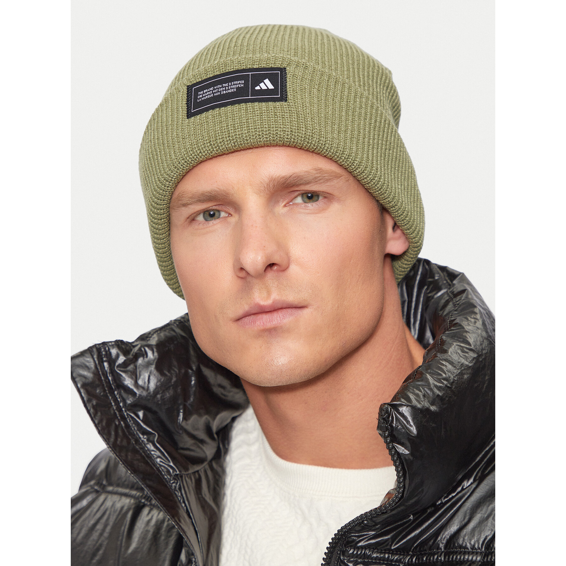 Mütze adidas Essentials Cuffed Beanie IY5257 Grün von Adidas