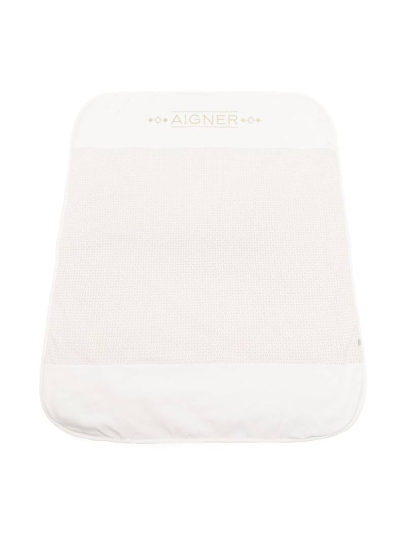 Aigner Kids logo-print Pima cotton baby blanket - White von Aigner Kids