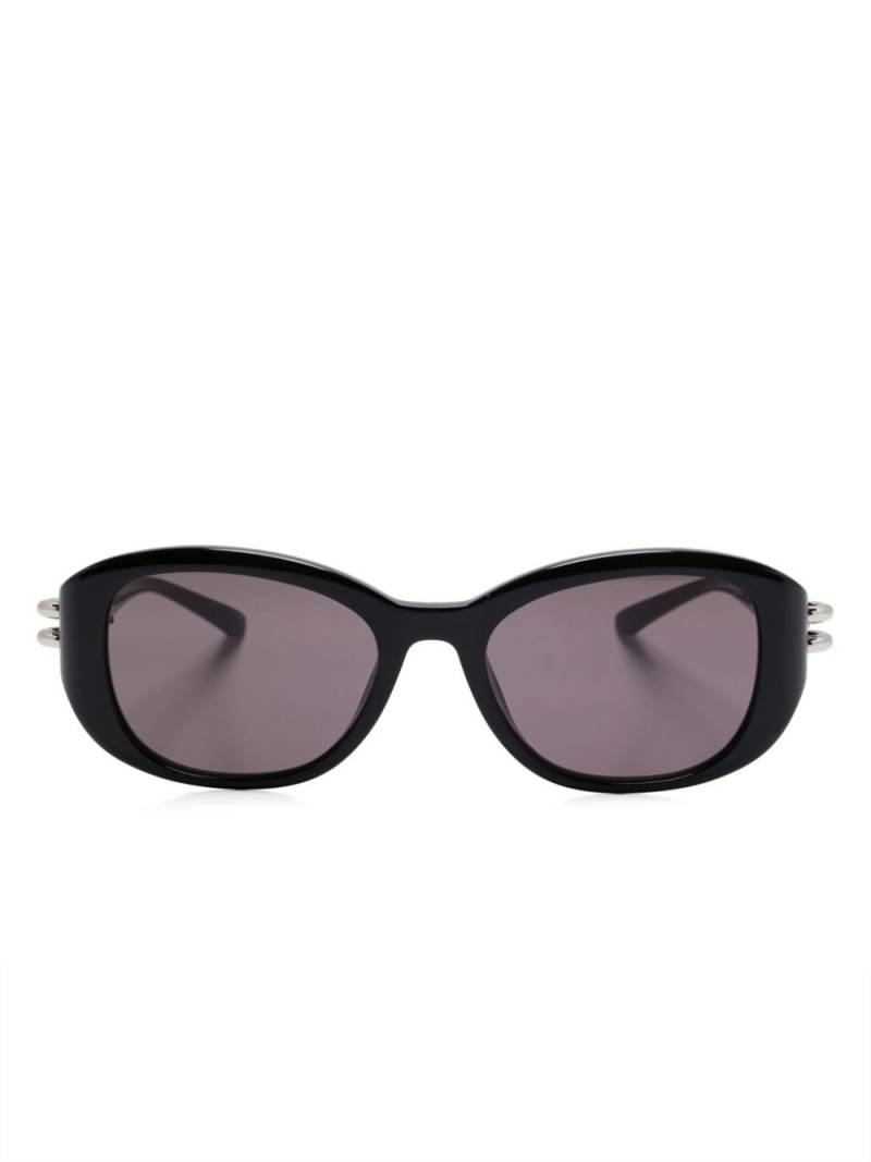 Alexander McQueen Eyewear oval-frame sunglasses - Black von Alexander McQueen Eyewear