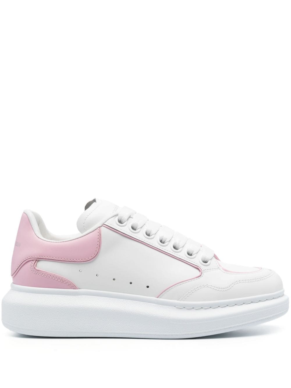 Alexander McQueen Oversize leather sneaker - White von Alexander McQueen