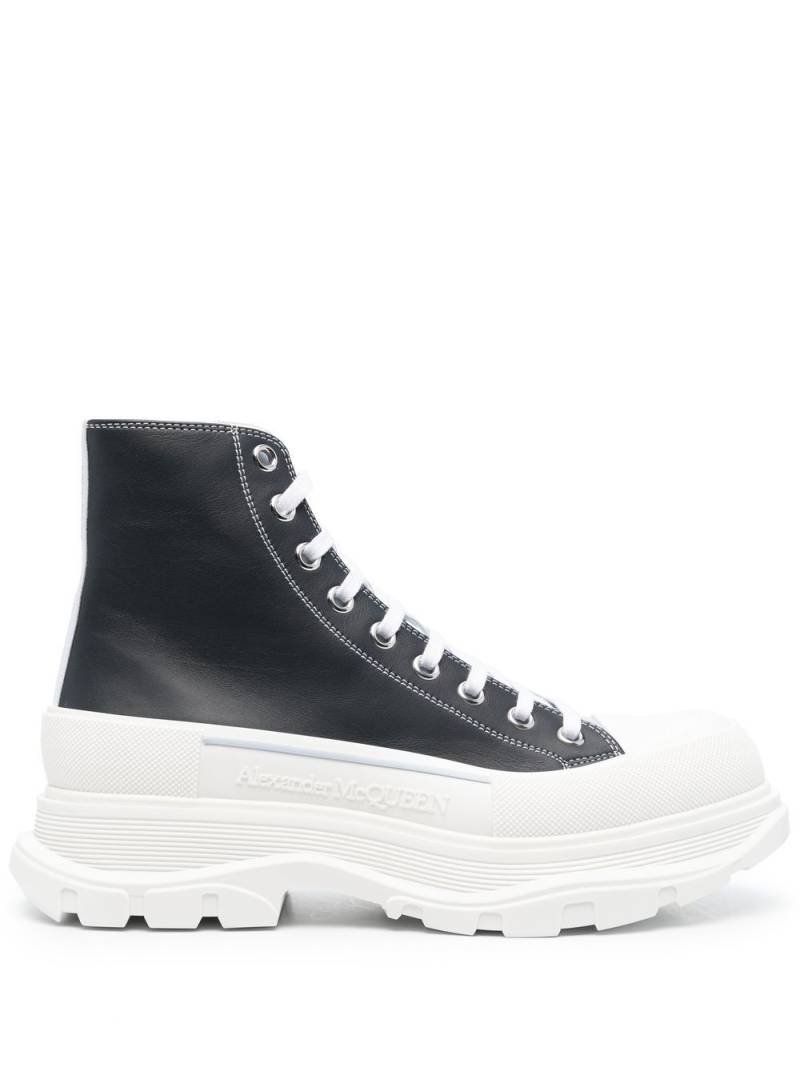 Alexander McQueen Tread Slick lace-up chunky boots - Blue von Alexander McQueen