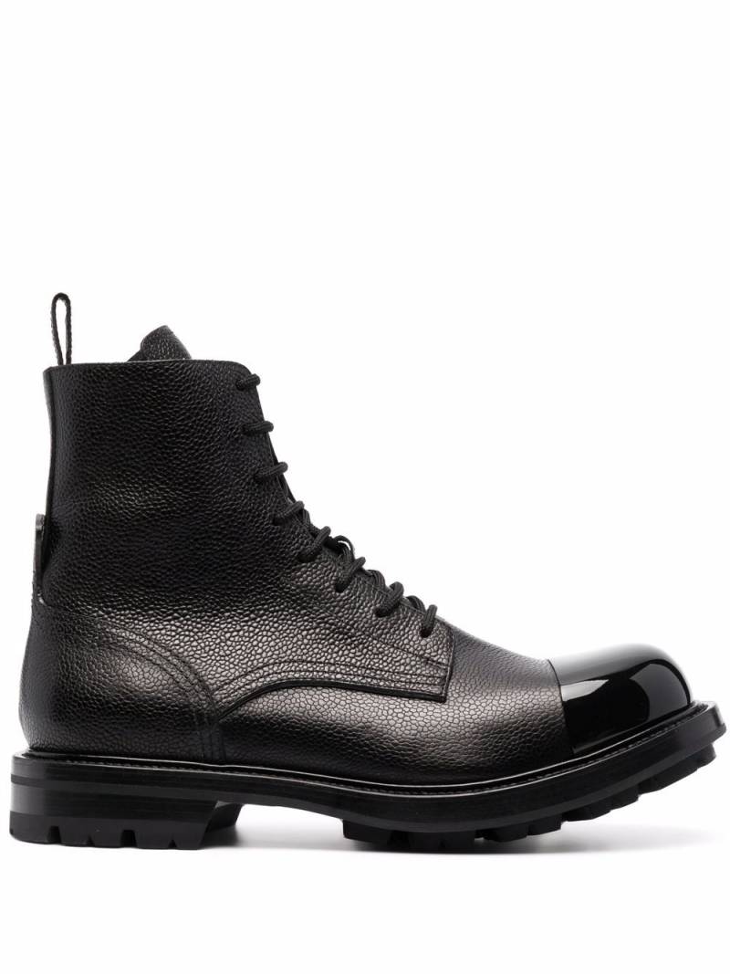 Alexander McQueen Wander lace-up leather boots - Black von Alexander McQueen