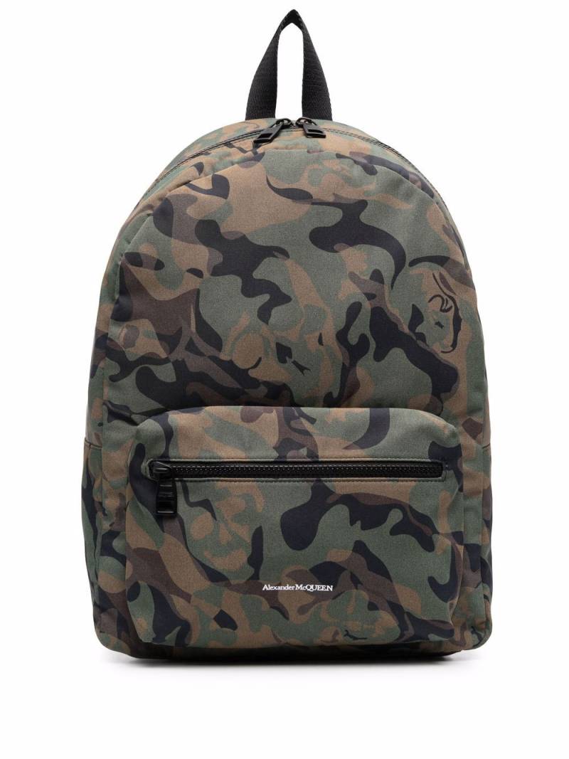 Alexander McQueen logo-print camouflage backpack - Green von Alexander McQueen