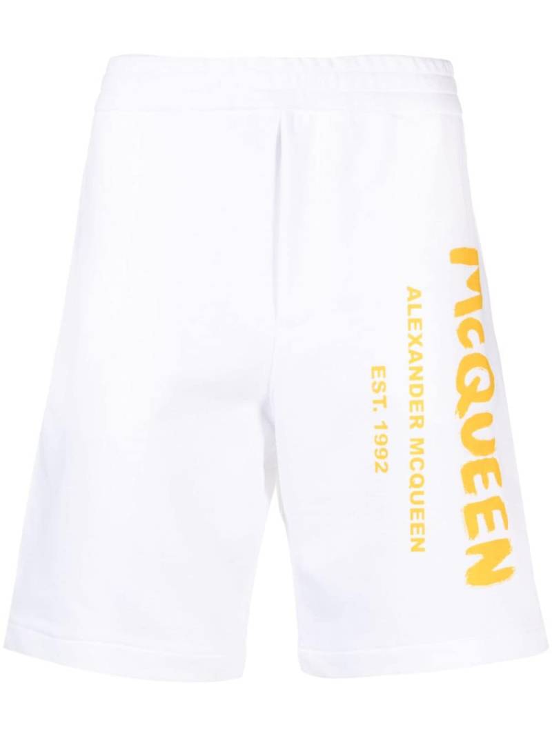 Alexander McQueen logo-print cotton shorts - White von Alexander McQueen