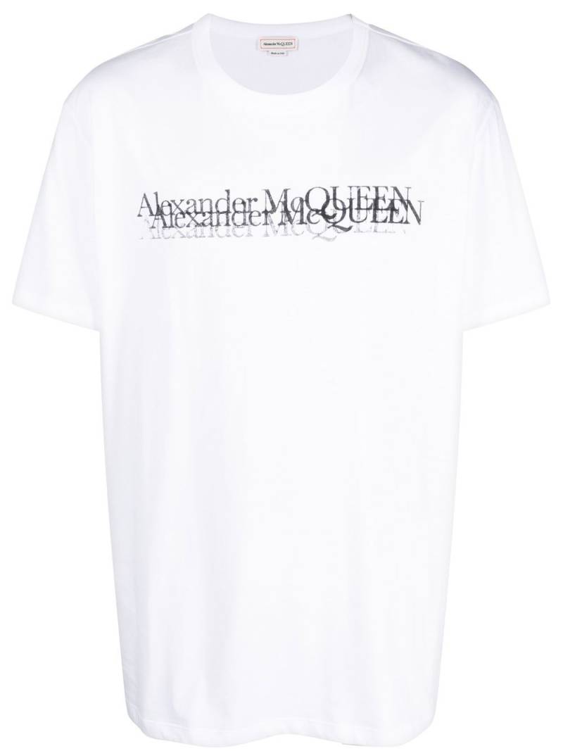 Alexander McQueen logo stamp cotton T-shirt - White von Alexander McQueen