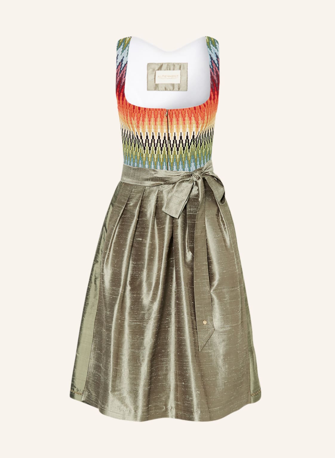 Alpenherz Dirndl Filipa orange Alpenherz Dirndl Filipa orange von AlpenHERZ