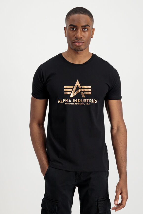 Alpha Industries Basic Foil Print T-Shirt | Black + Yellow Gold | Herren  | M von Alpha Industries