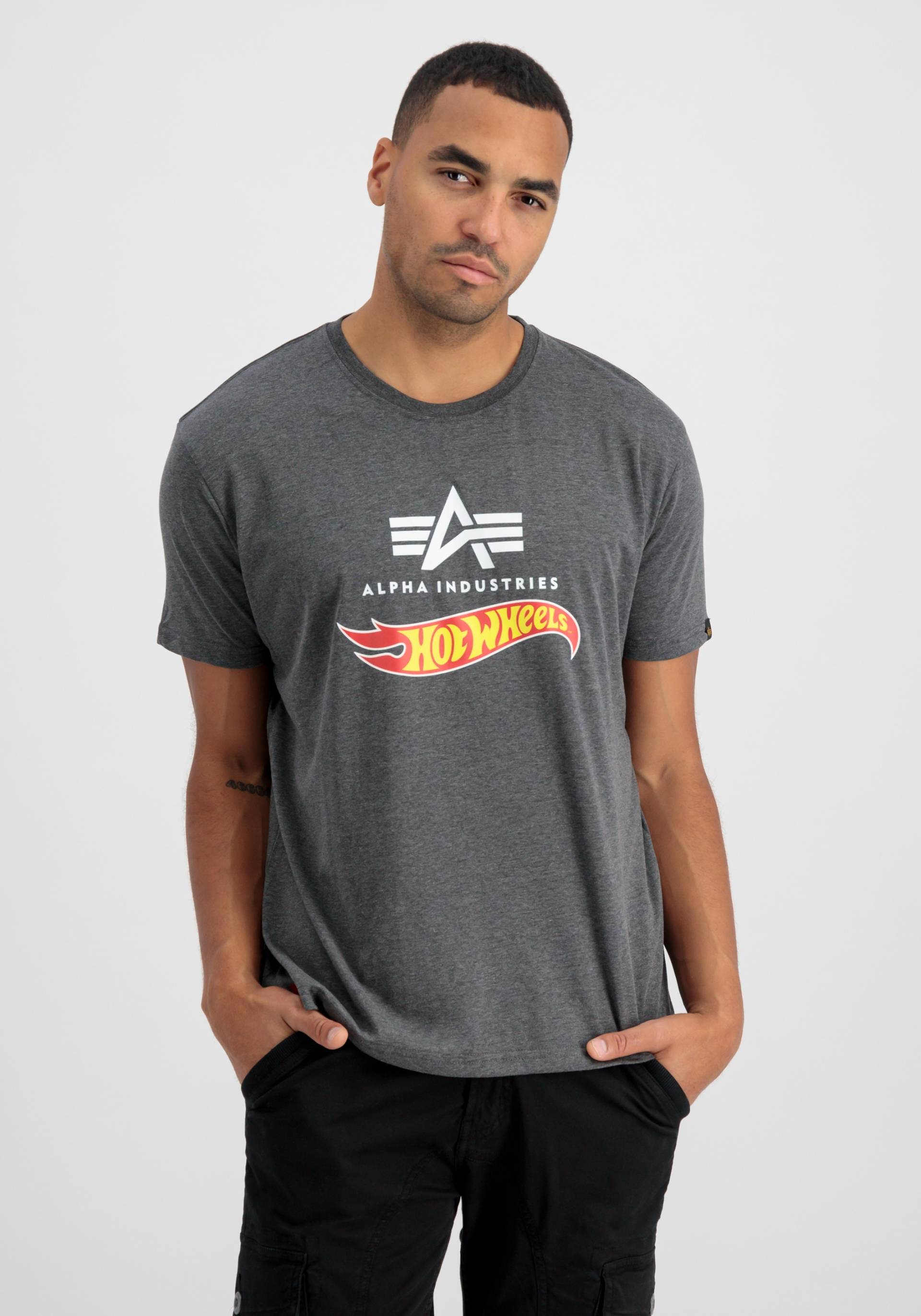 Alpha Industries Longsleeve »Alpha Industries Men - T-Shirts Hot Wheels Flag T-Shirt« von Alpha Industries