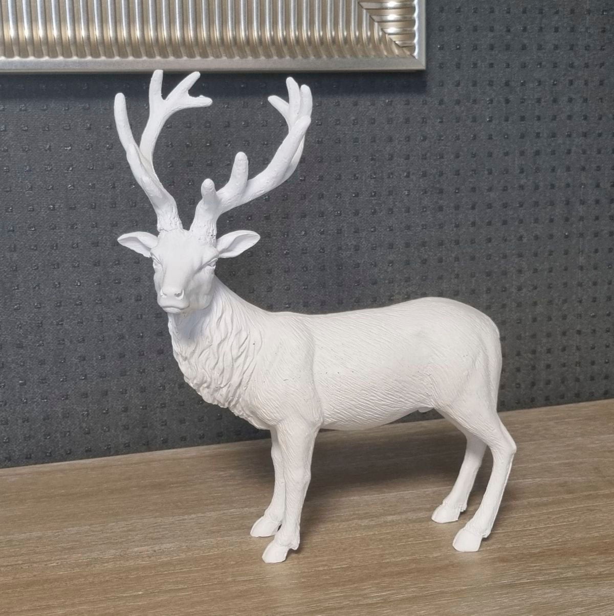 Ambiente Haus Tierfigur »Hirschfigur - stehend weiss (H) 30cm« von Ambiente Haus