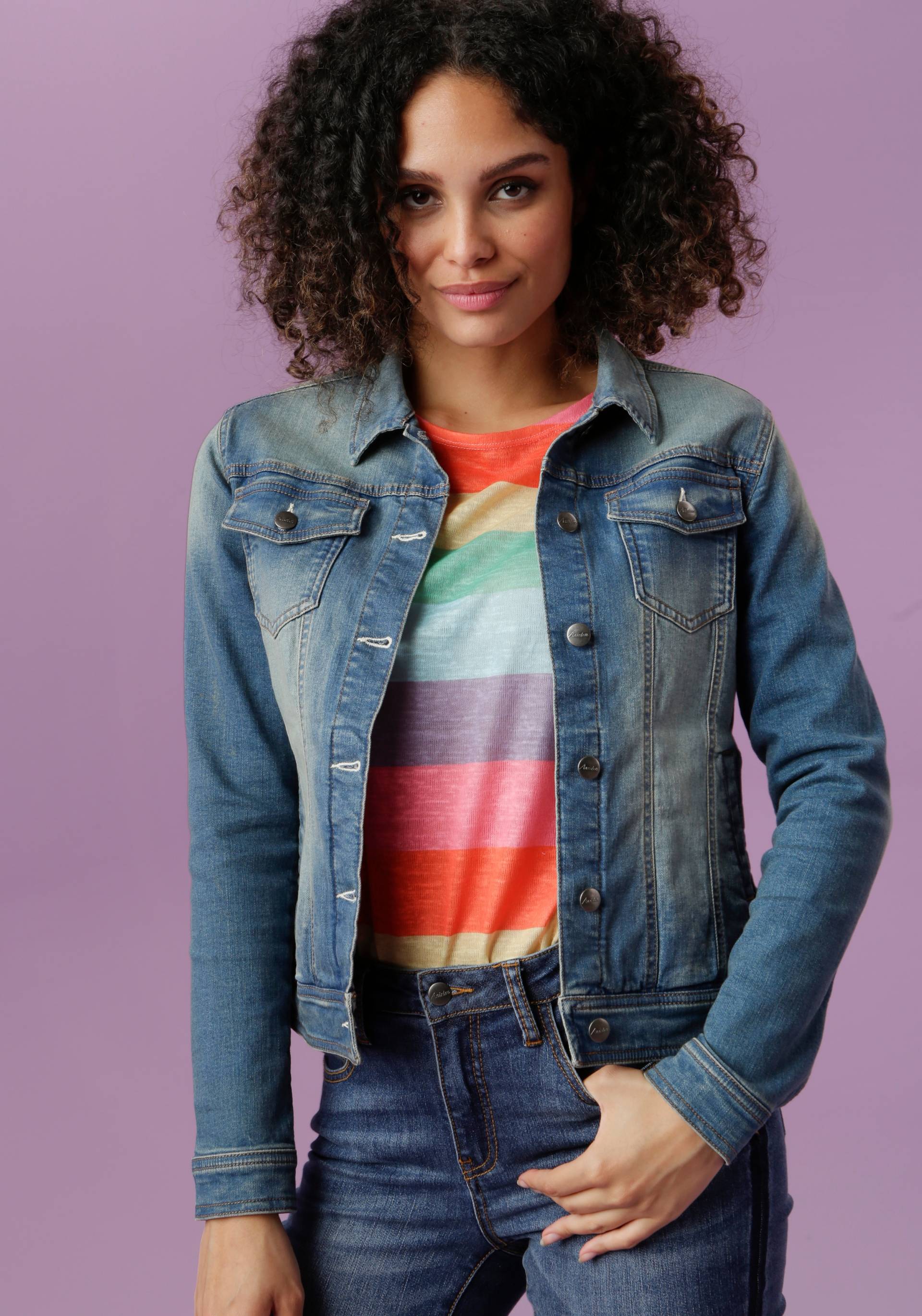 Aniston CASUAL Jeansjacke, in Used-Waschung Aniston CASUAL Jeansjacke, in Used-Waschung von Aniston CASUAL