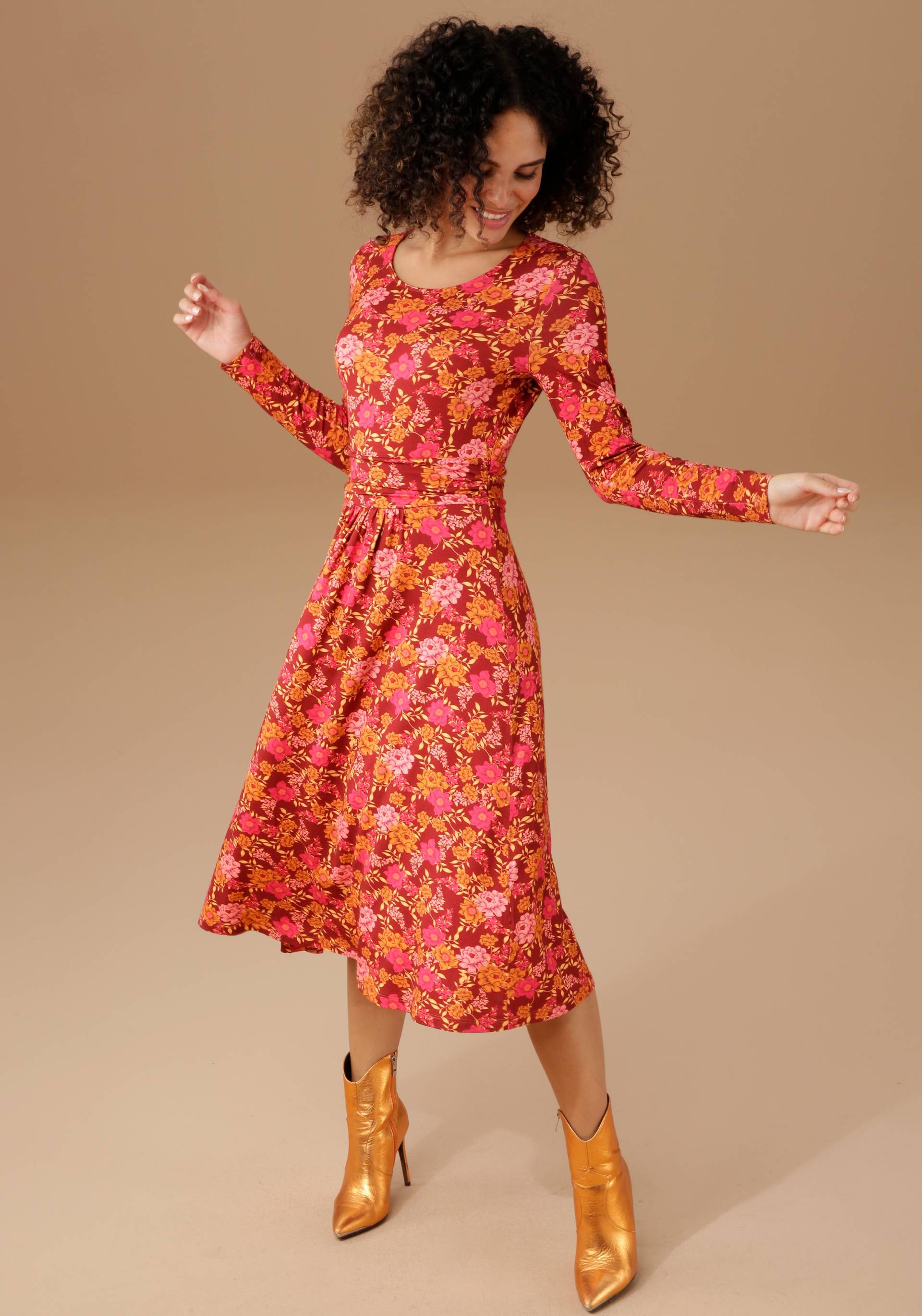 Aniston CASUAL Jerseykleid, mit romantischem Blumendruck Aniston CASUAL Jerseykleid, mit romantischem Blumendruck von Aniston CASUAL