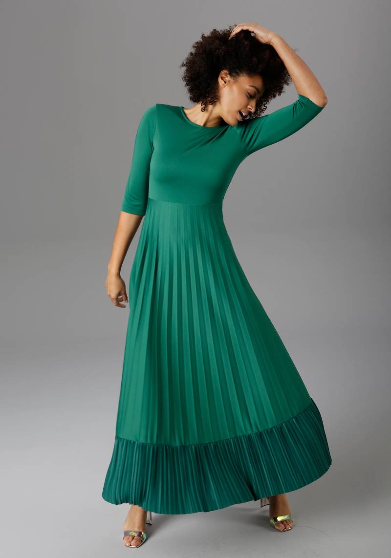Aniston CASUAL Maxikleid, Rockteil mit Volant aus Plissee Aniston CASUAL Maxikleid, Rockteil mit Volant aus Plissee von Aniston CASUAL