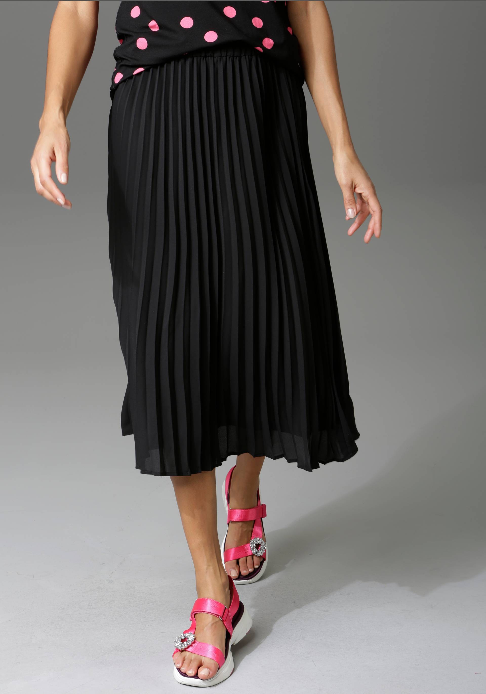 Aniston CASUAL Plisseerock, in trendiger Farbpalette Aniston CASUAL Plisseerock, in trendiger Farbpalette von Aniston CASUAL