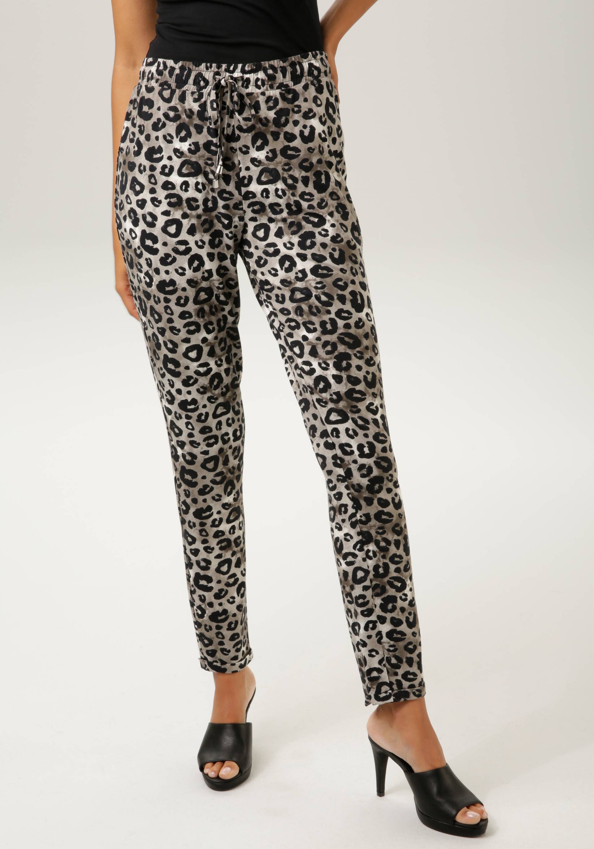 Aniston CASUAL Schlupfhose, ob Animalprint oder Blumendruck - beide sind der Hit von Aniston CASUAL