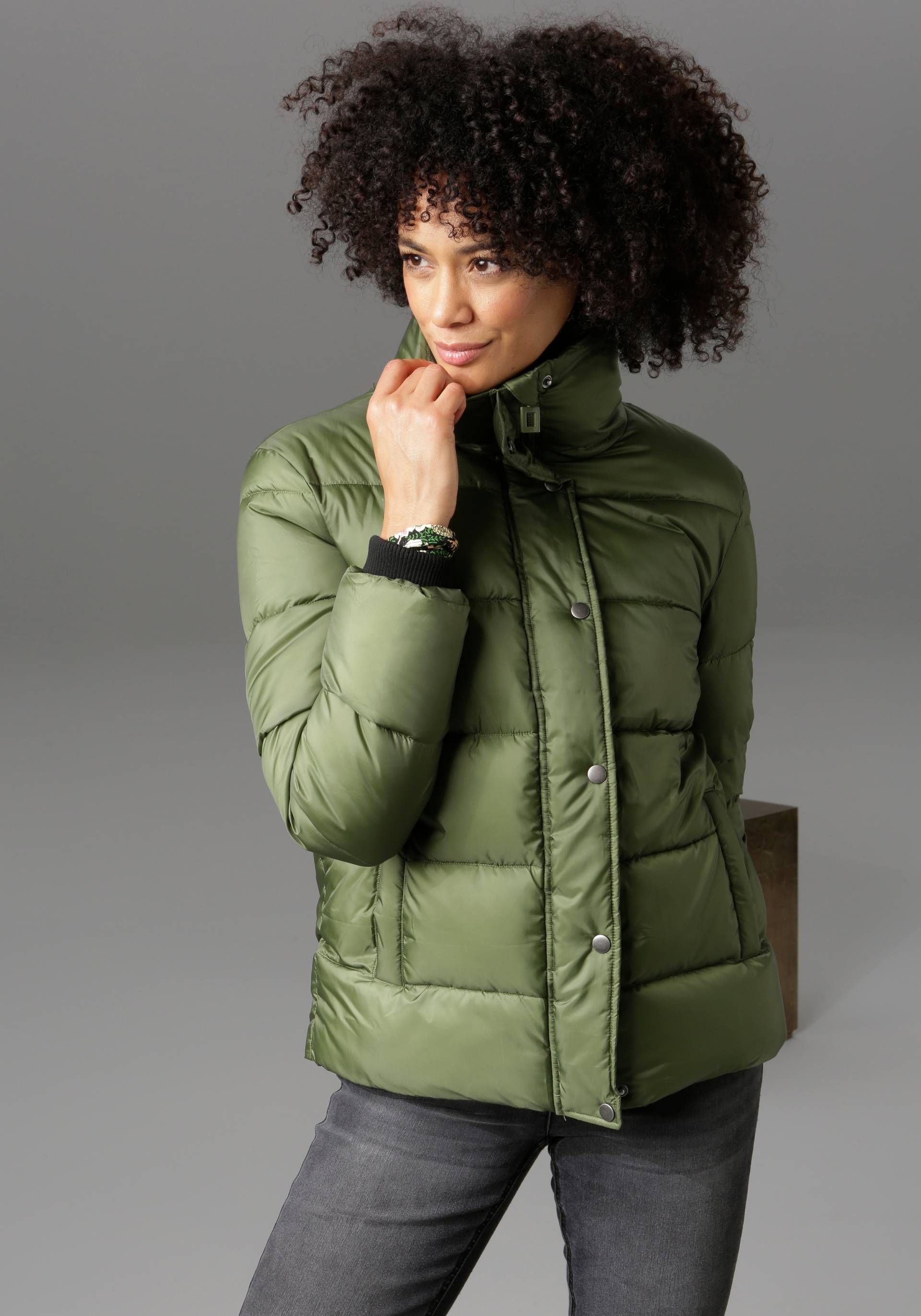 Aniston CASUAL Steppjacke, im trendigen Two-tone-Dessin Aniston CASUAL Steppjacke, im trendigen Two-tone-Dessin von Aniston CASUAL