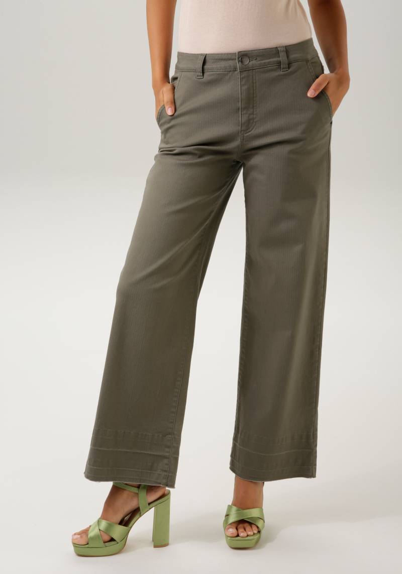 Aniston CASUAL Straight-Jeans, mit trendiger Waschung am ausgefranstem Beinabschluss von Aniston CASUAL