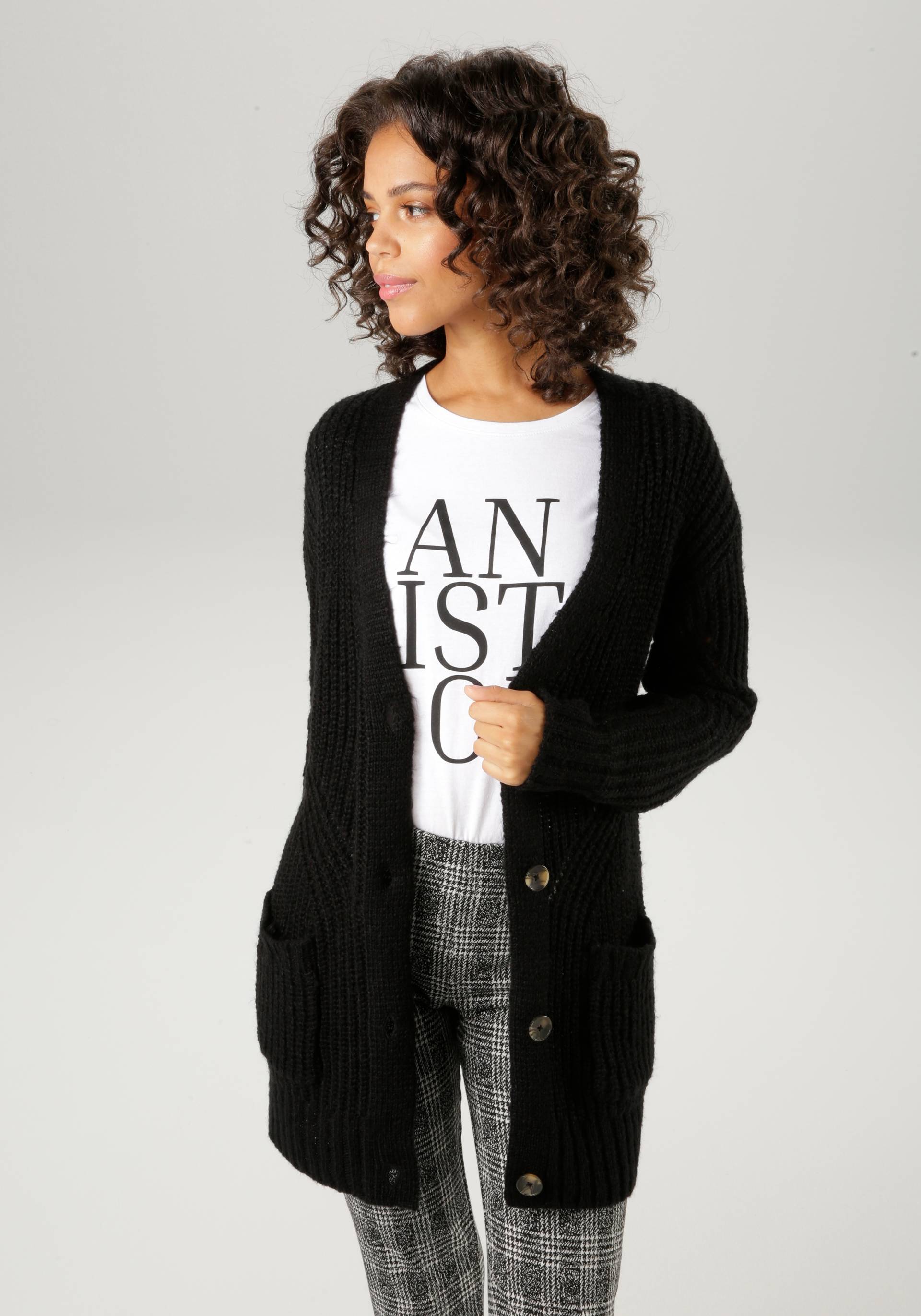 Aniston CASUAL Strickjacke, mit kunstvollem Strickmuster Aniston CASUAL Strickjacke, mit kunstvollem Strickmuster von Aniston CASUAL