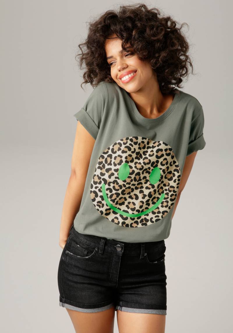 Aniston CASUAL T-Shirt, mit Smiley-Frontprint im Animal-Look von Aniston CASUAL