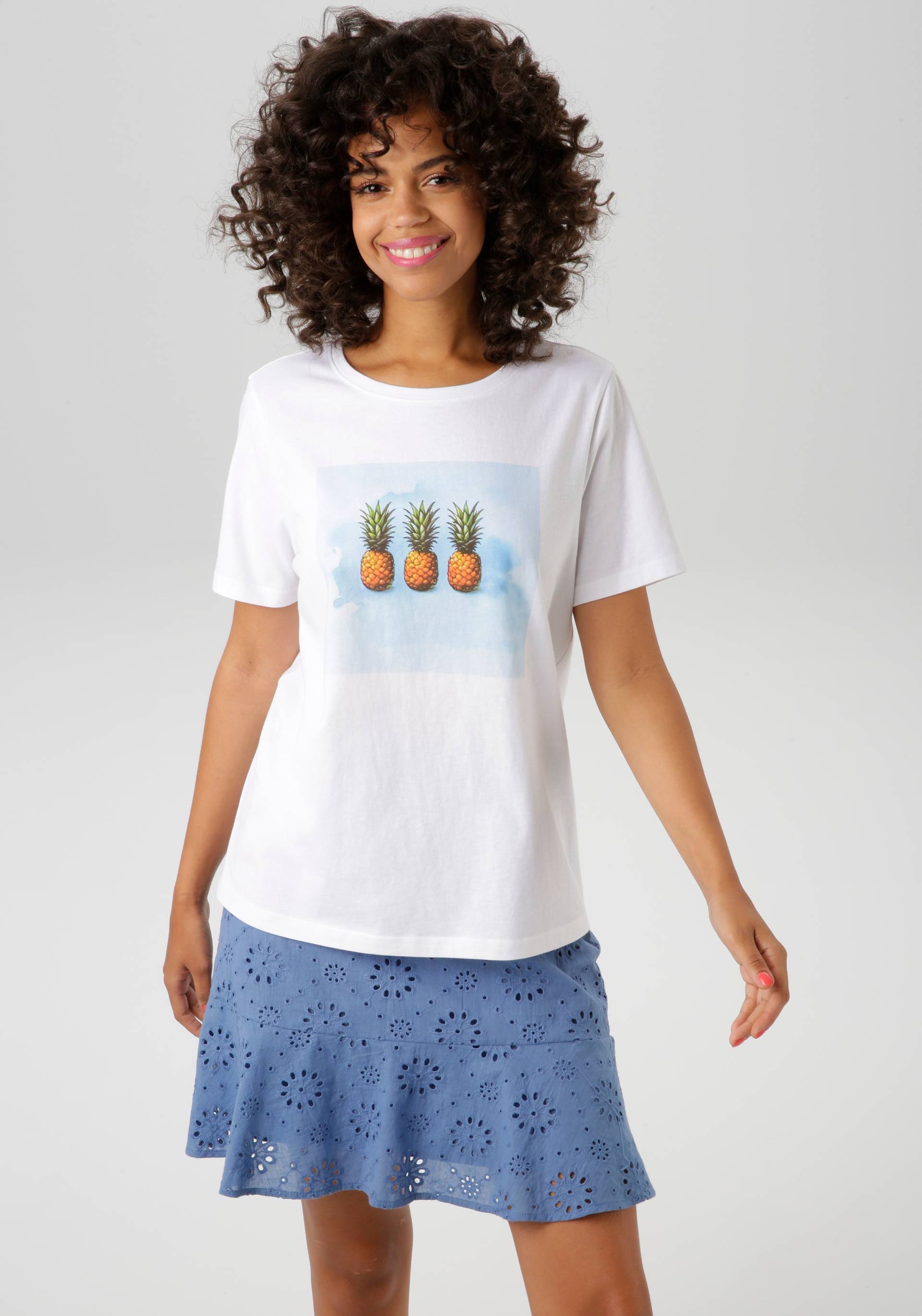 Aniston CASUAL T-Shirt, mit tropischem Ananas-Frontdruck - NEUE KOLLEKTION von Aniston CASUAL