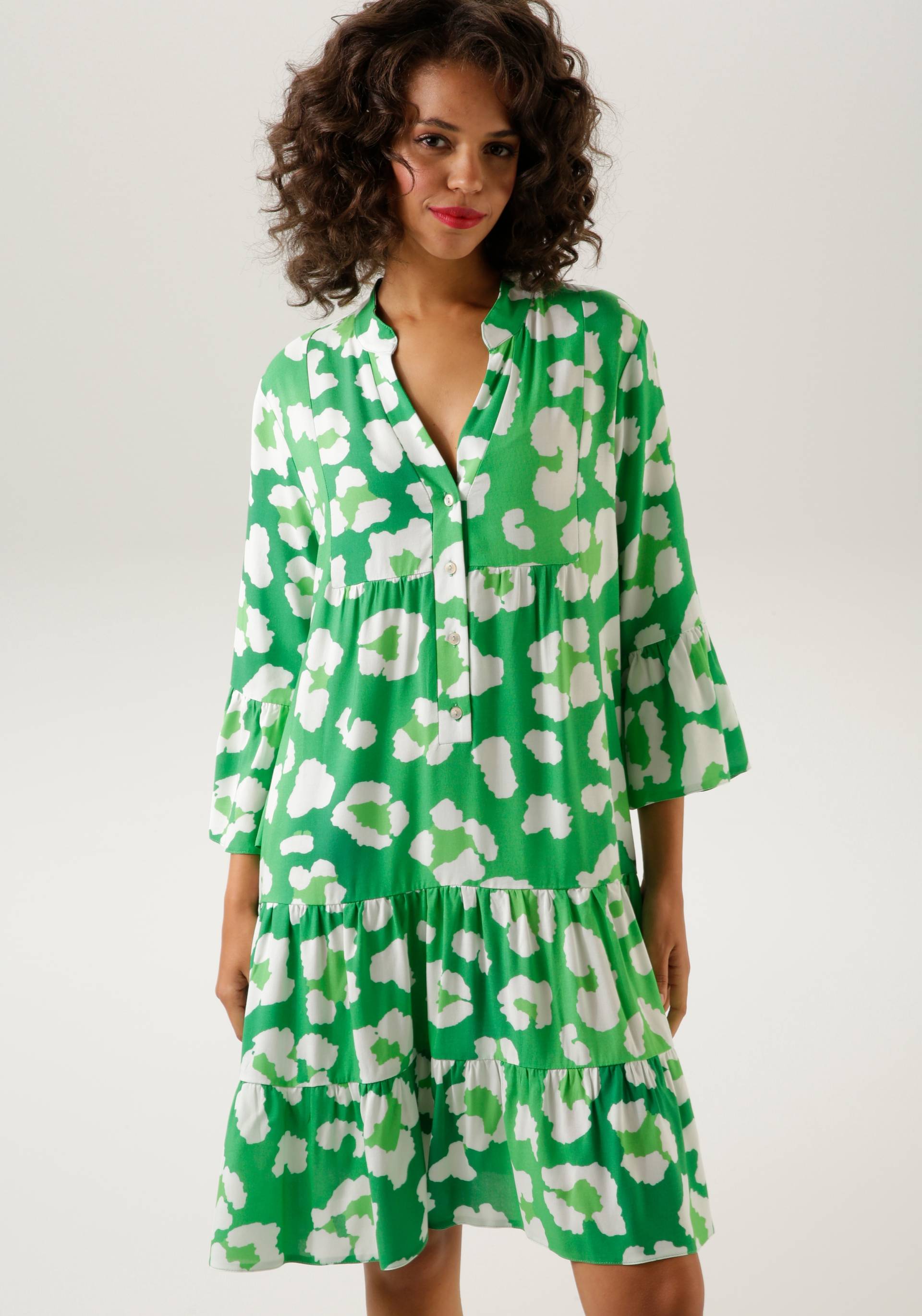Aniston CASUAL Tunikakleid, mit farbenfrohen, graphischen Blüten bedruckt Aniston CASUAL Tunikakleid, mit farbenfrohen, graphischen Blüten bedruckt von Aniston CASUAL