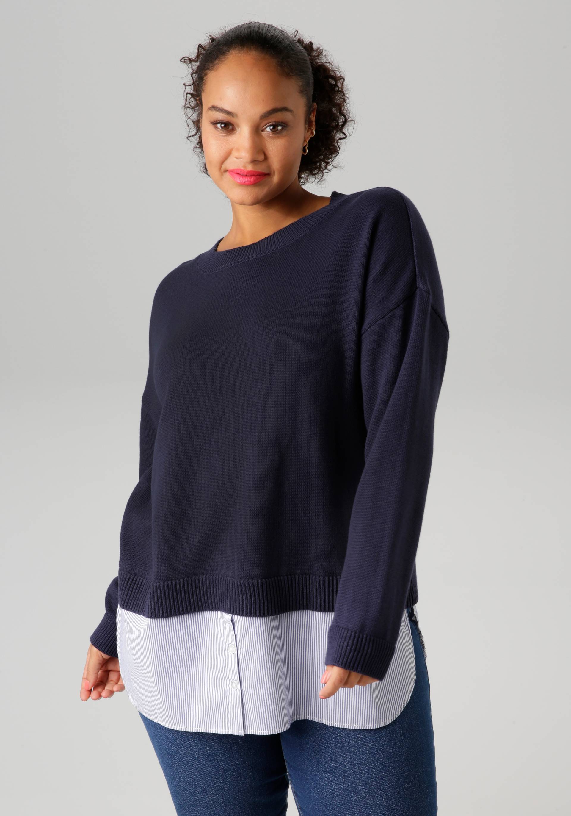 Aniston PLUS Strickpullover, mit gestreiftem Bluseneinsatz am Saum - NEUE KOLLEKTION von Aniston PLUS