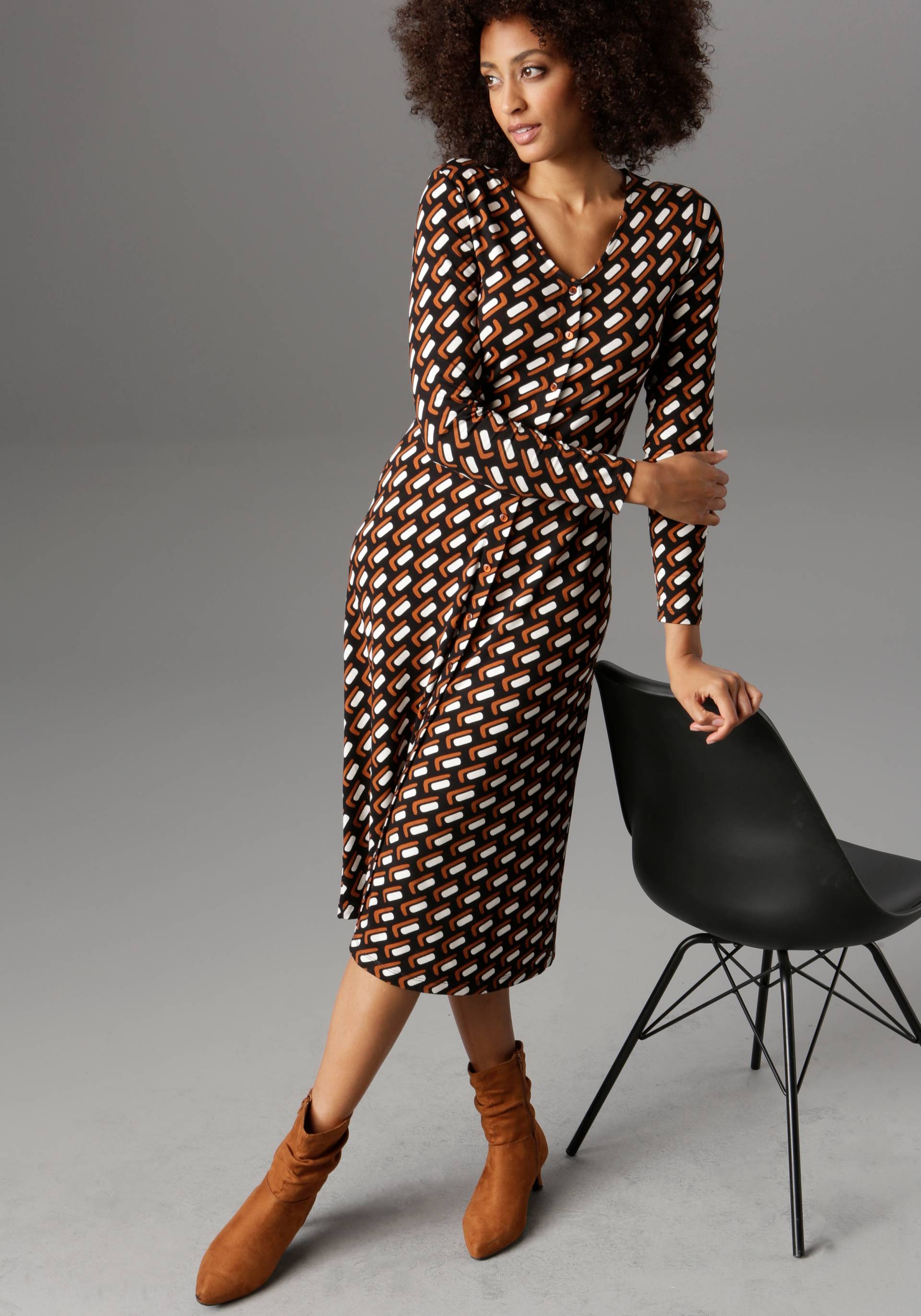 Aniston SELECTED Jerseykleid, mit Knopfleiste Aniston SELECTED Jerseykleid, mit Knopfleiste von Aniston SELECTED